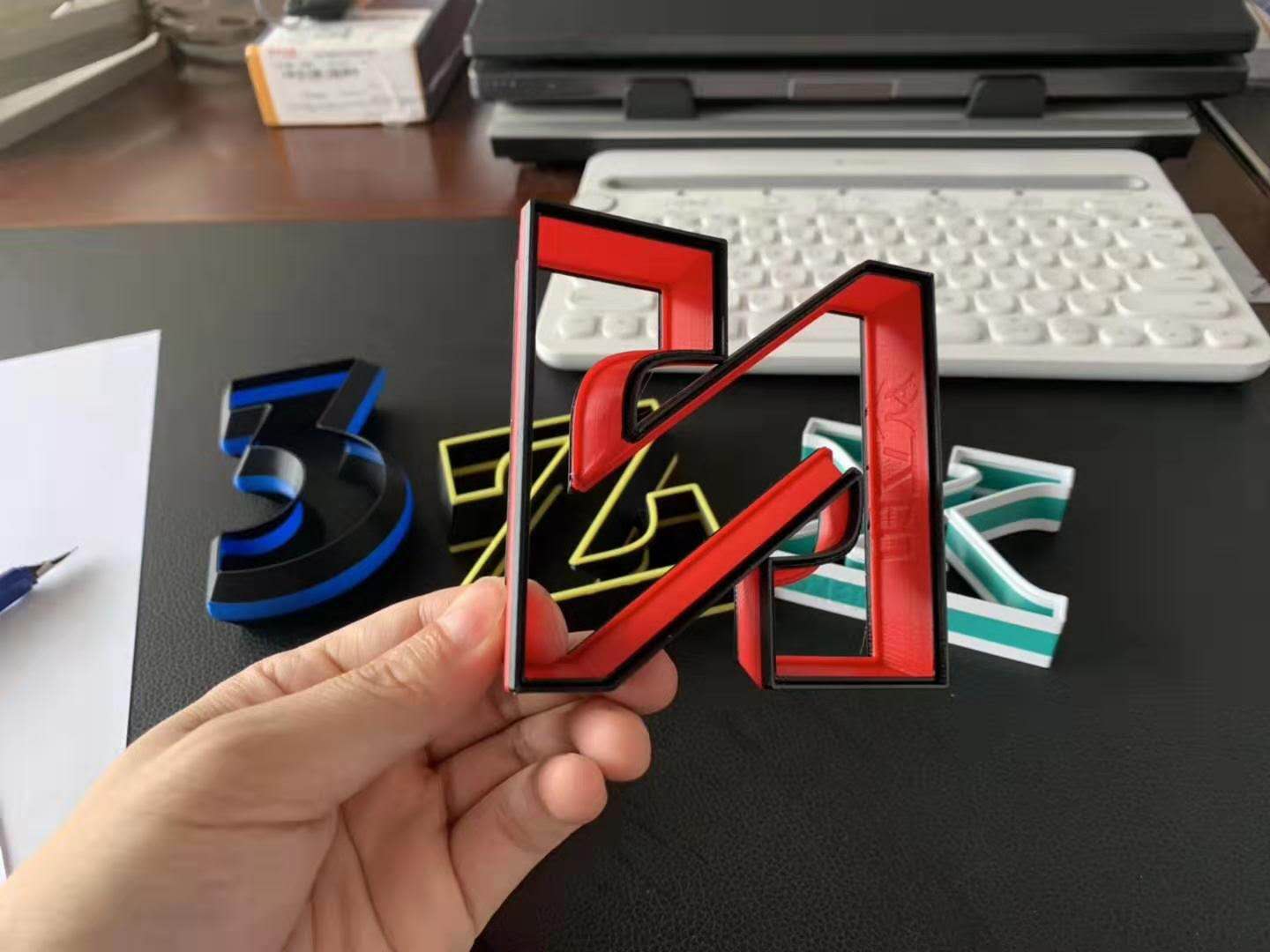 3D打印發(fā)光字廣告牌 3D打印發(fā)光字廣告牌